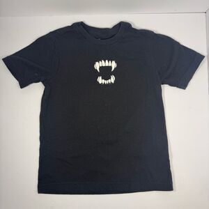 Way to celebrate Halloween size XS 4-5 Black T-Shirt with White Teeth Graphic